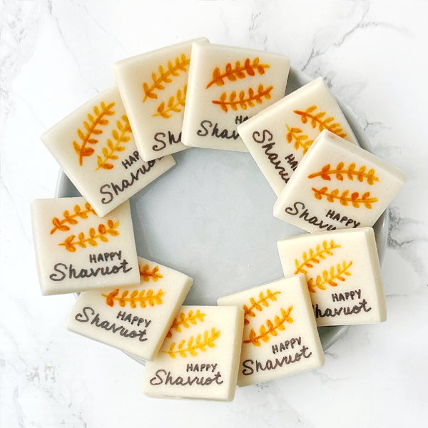 happy shavuot placecards
