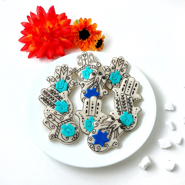 hanukkah hamsa placecards