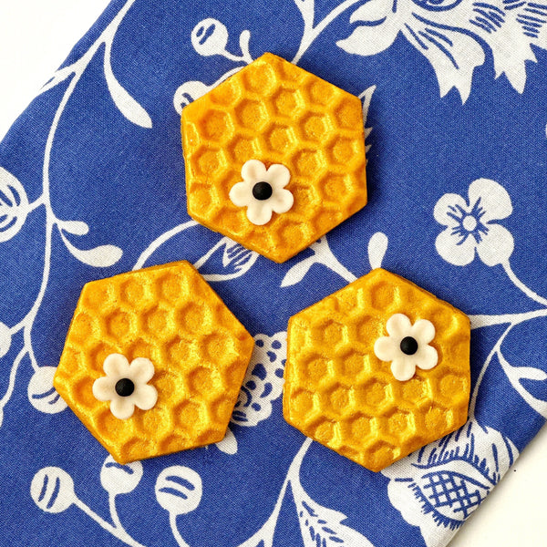 rosh hashanah cookies gold glamour on a napkin