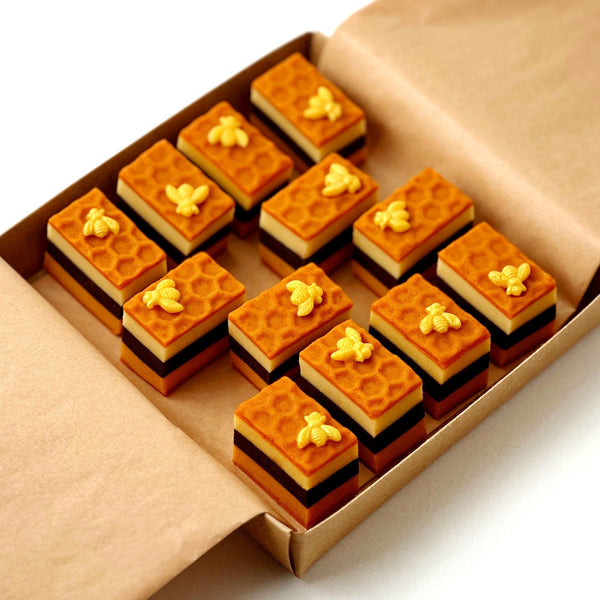 rosh hashanah golden bee honeycomb cookies in a box