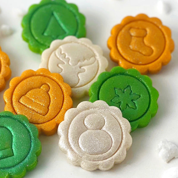 sparkly christmas medallions