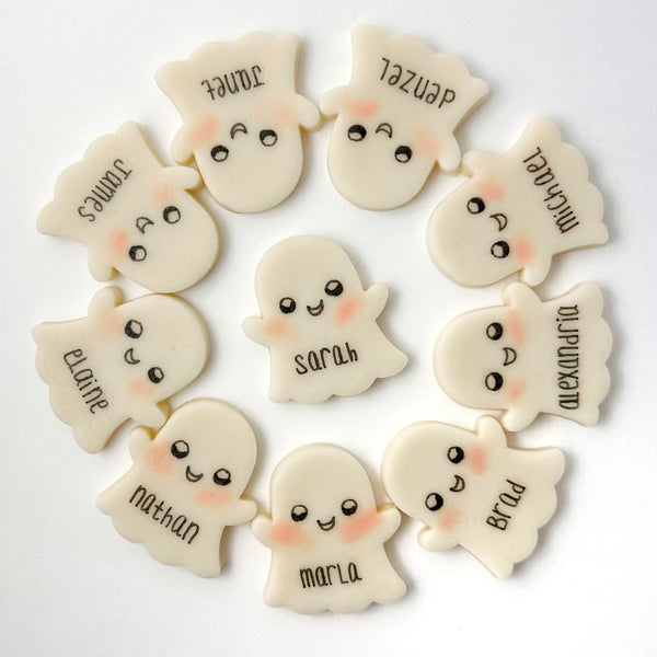 Halloween personalized ghost marzipan in a circle