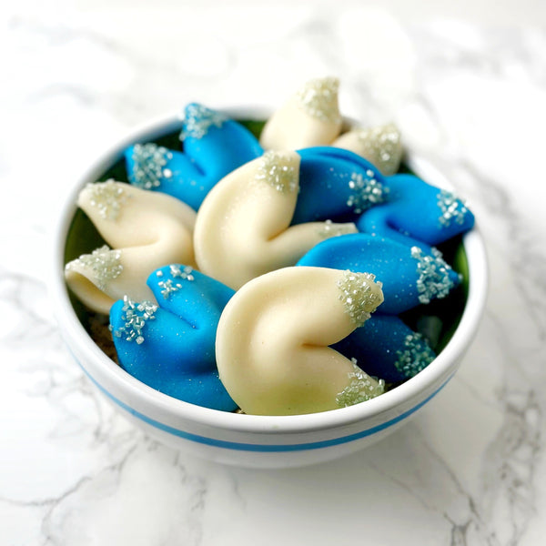 hanukkah fortune cookies in a bowl