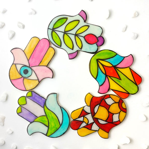 stained glass hamsa in a circle