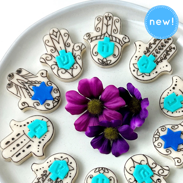 hanukkah hamsa placecards