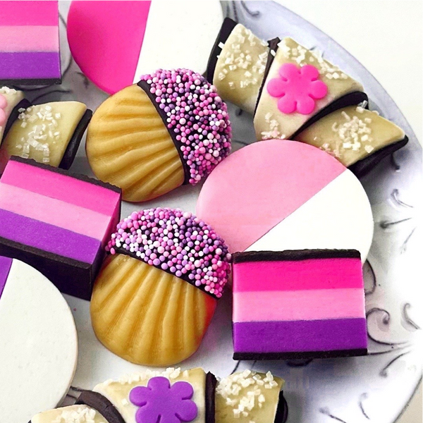 mother's day cookies closeup