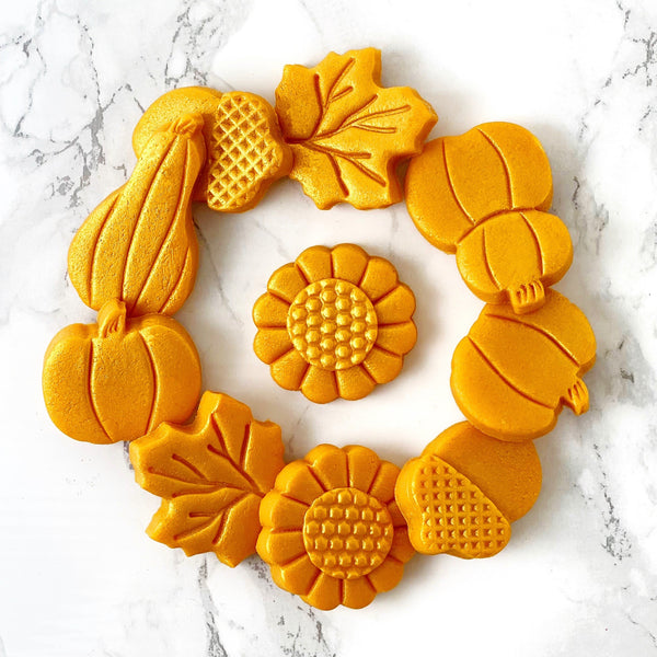 golden thanksgiving marzipan tiles in a circle