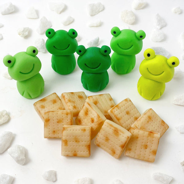 Passover frogs & matzah ombre