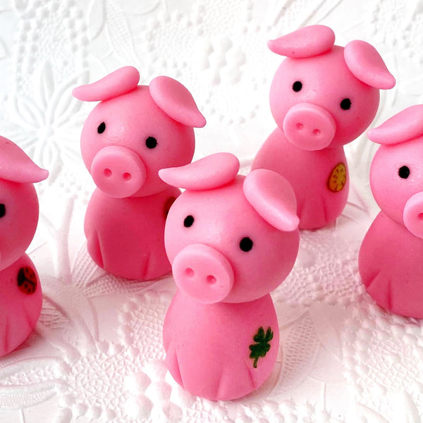 marzipan pigs glucksschwein candy