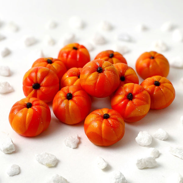 glitter tie dye pumpkins autumn thanksgiving candy