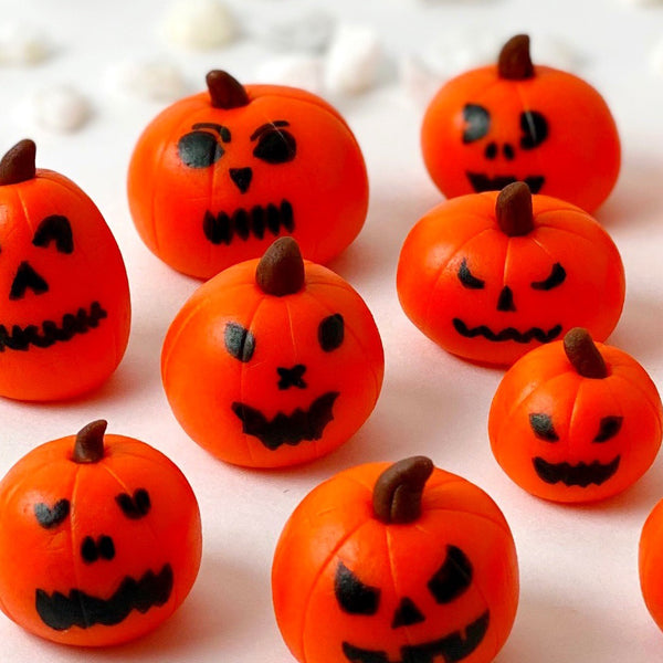 halloween jack o lantern candy sculptures layout closeup