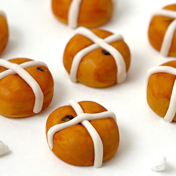 marzipan hot cross buns closeup