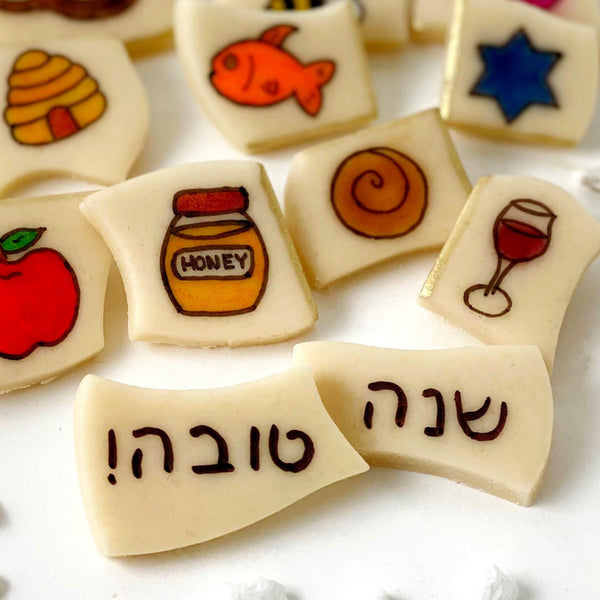 shana tove greeting card hebrew closeup