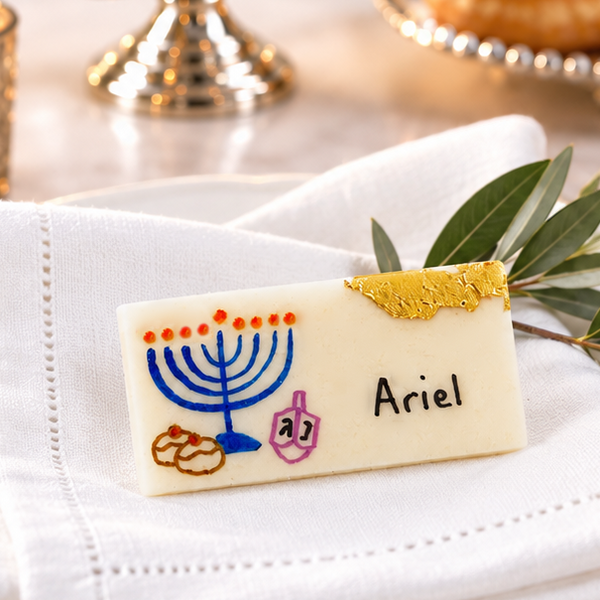 luxe personalized hanukkah place cards
