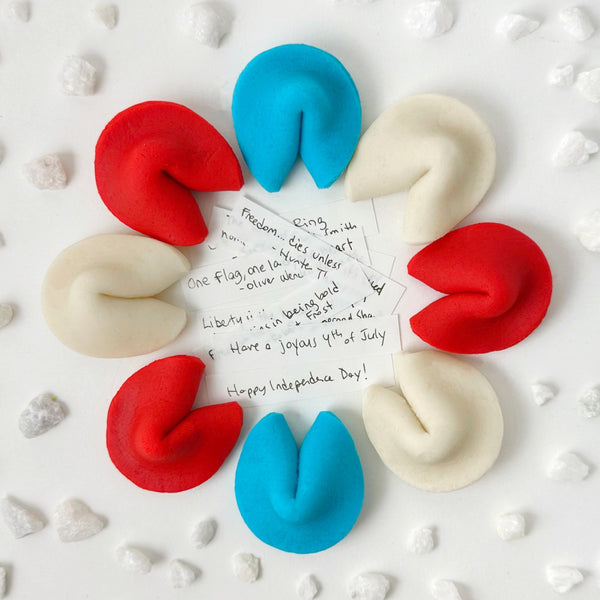independence day fortune cookies in a circle