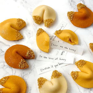 rosh hashanah golden fortune cookies dinner gift holiday scattered cropped