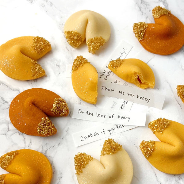 rosh hashanah golden fortune cookies scattered cropped