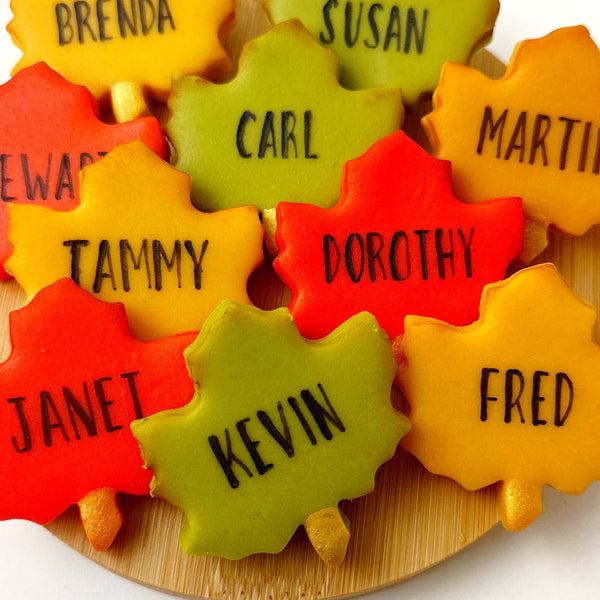 personalized solid leaves closeup