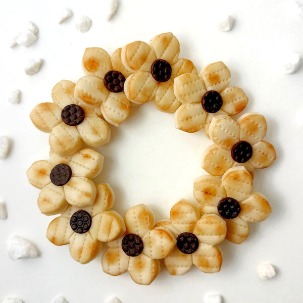 passover matzah candy flowers in a ring