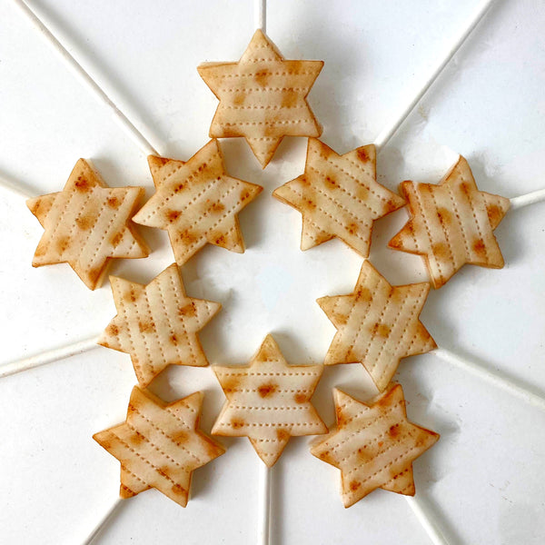 passover matzah candy star pops in a circle