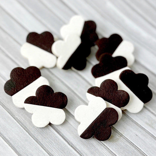 black and white flower cookies layout
