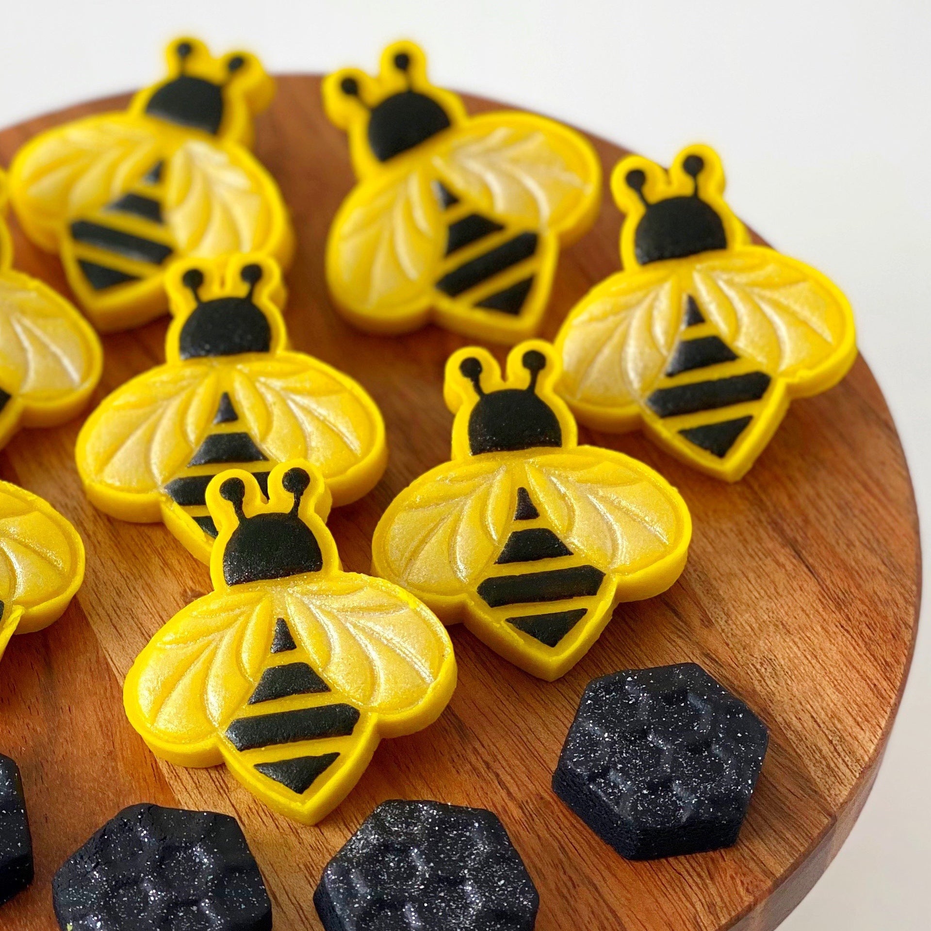modern honeybee rosh hashanah tiles closeup