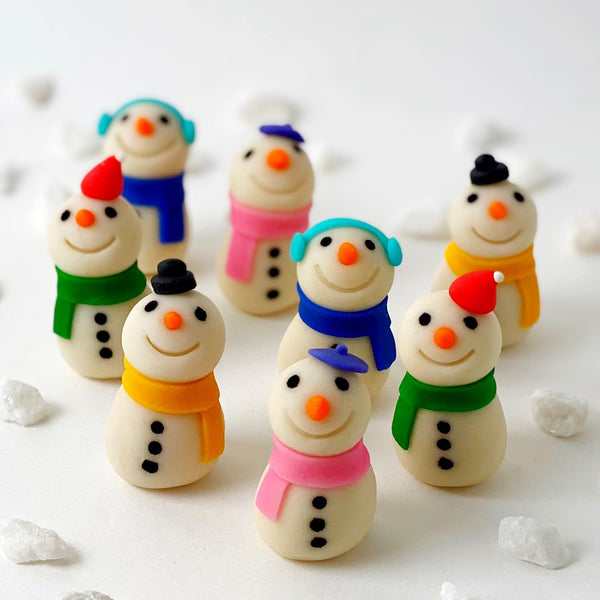 holiday snowpeople