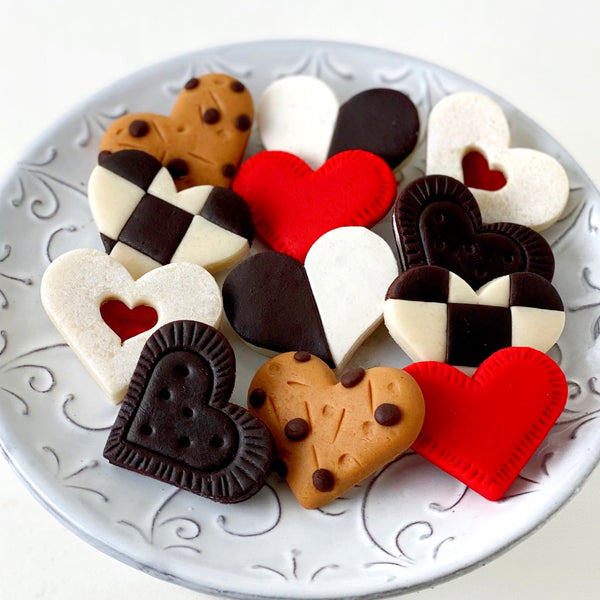 valentine's day marzipan cookies oreo chocolate hearts gift on a plate
